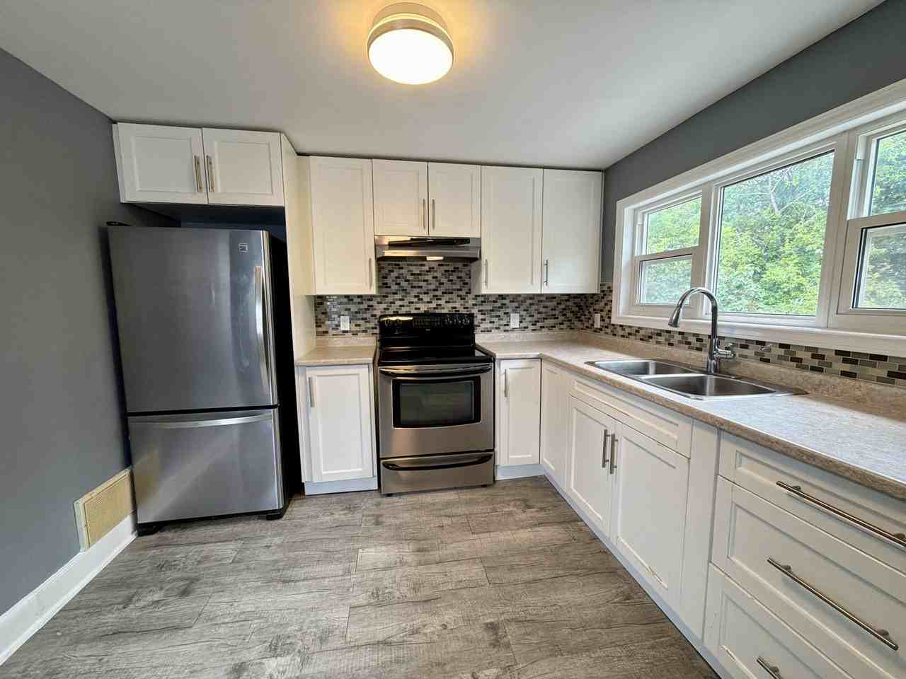 45 Campbell Ave - Photo 3 of 22