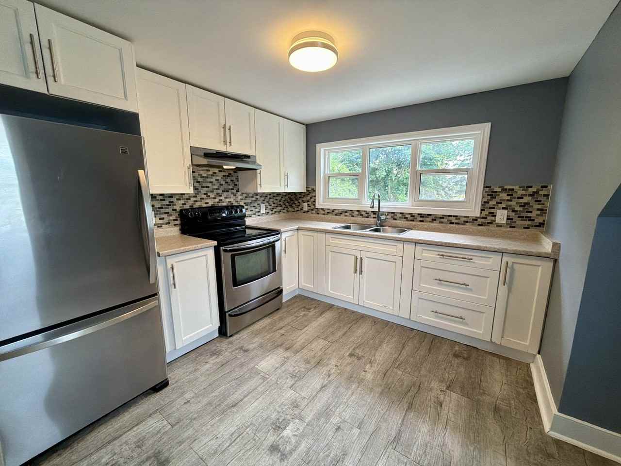45 Campbell Ave - Photo 5 of 22