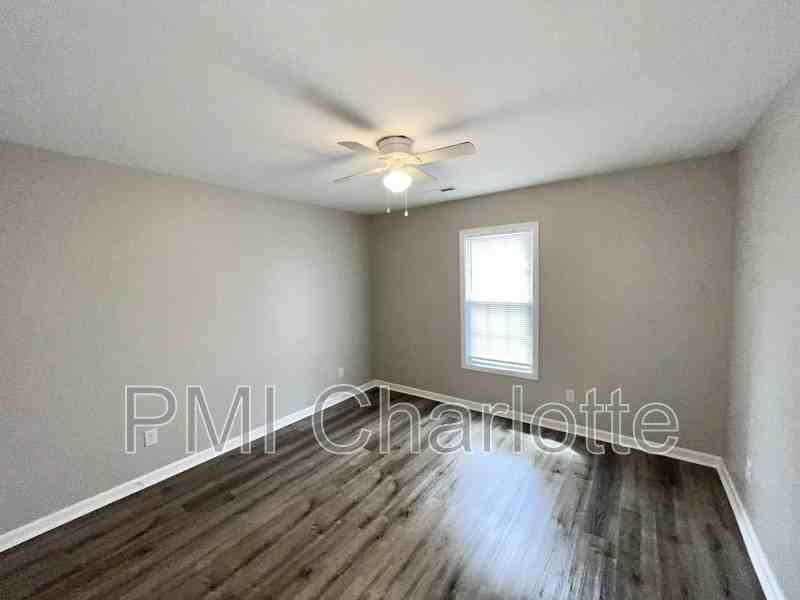 729 Fisher Ferry St #C - Photo 7 of 12