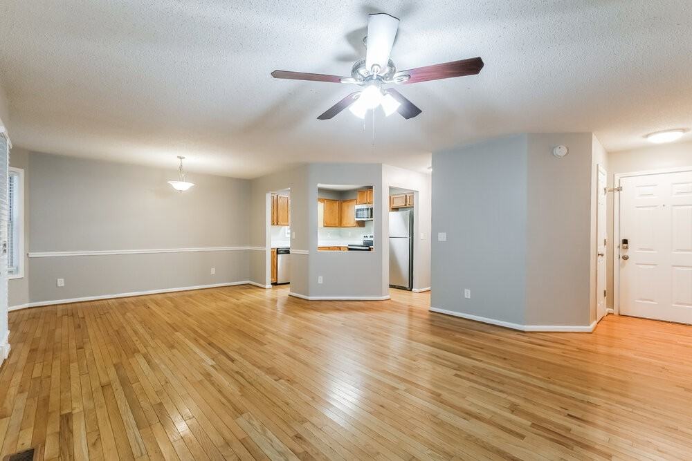 426 Ivy Crest Dr - Photo 5 of 16