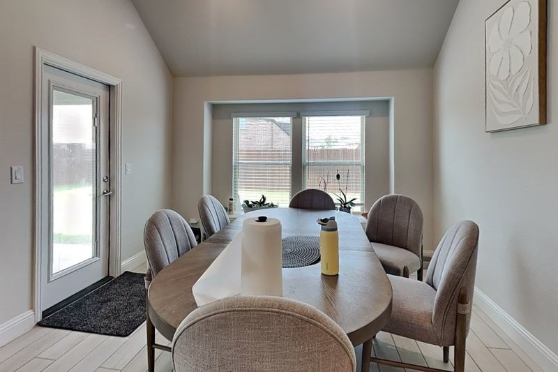 335 Chapel Hill Dr - Photo 5 of 17