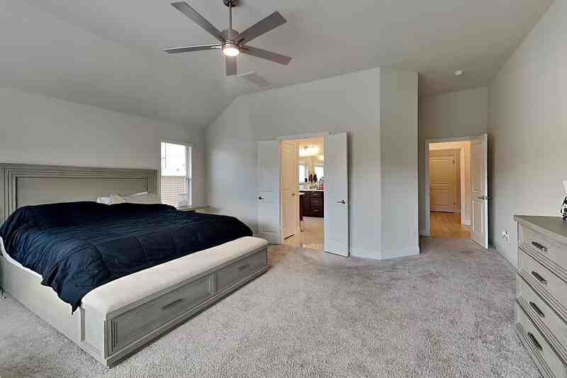 335 Chapel Hill Dr - Photo 7 of 17