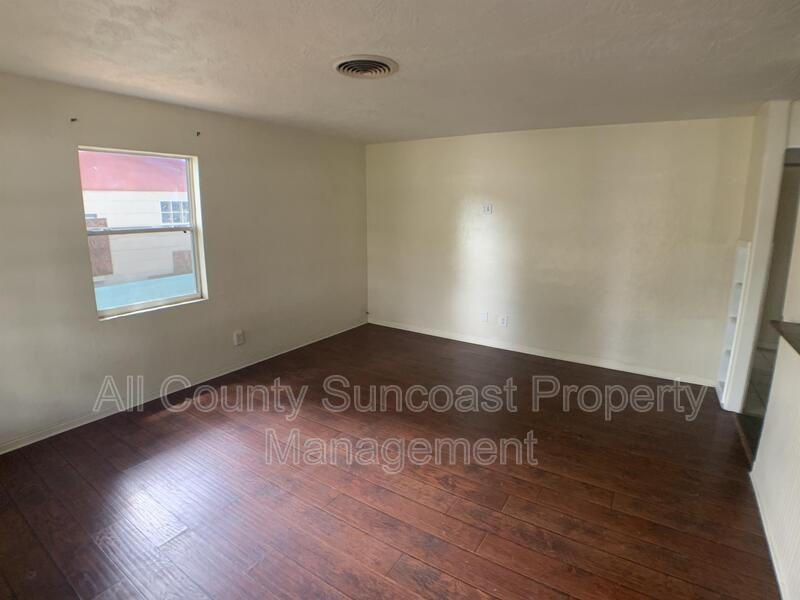 7619 32nd Ave N #7619 - Photo 2 of 15