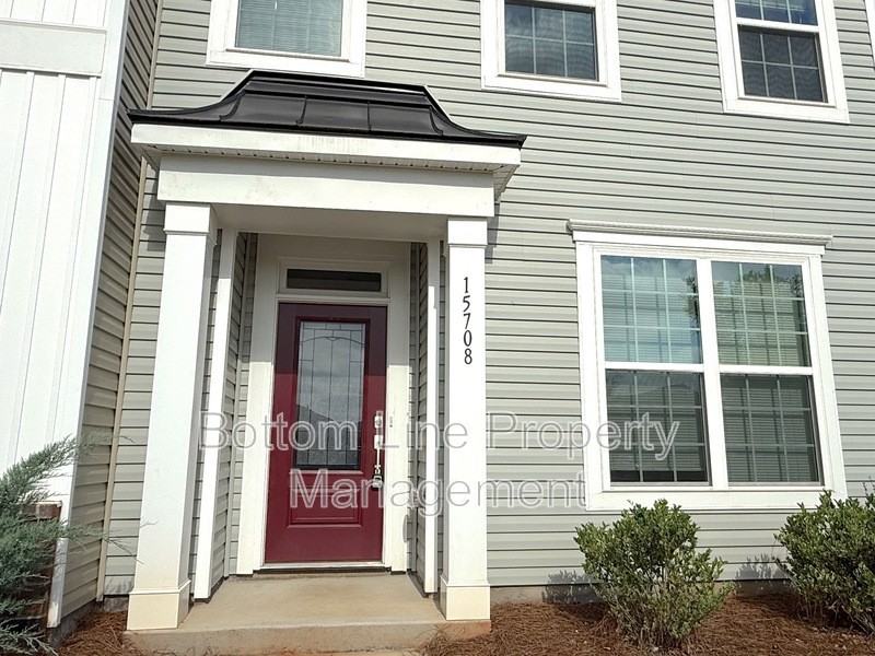15708 Country House St - Photo 2 of 23