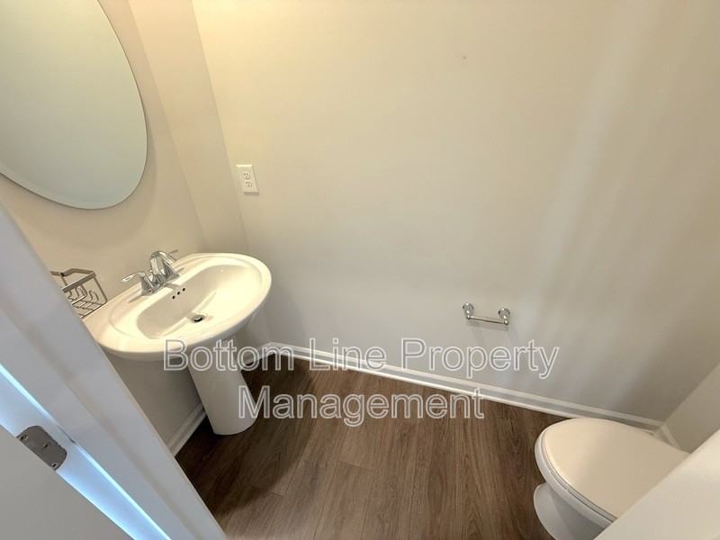 15708 Country House St - Photo 5 of 23