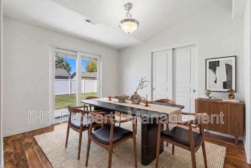 5624 Coppercap Mountain Ln - Photo 3 of 19