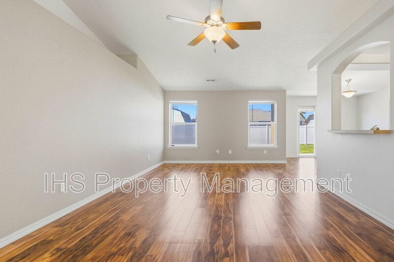 5624 Coppercap Mountain Ln - Photo 6 of 19