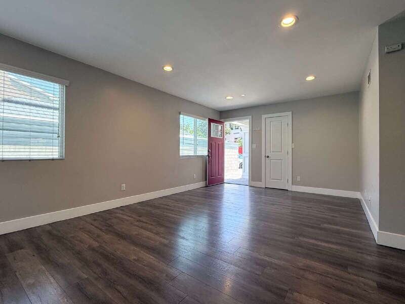 3652 1/2 Percy St - Photo 4 of 26