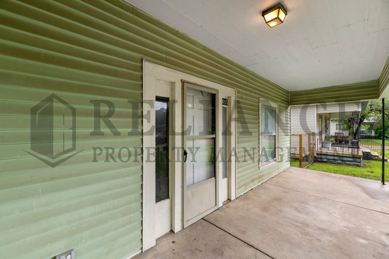 1405 S Ida St - Photo 7 of 27