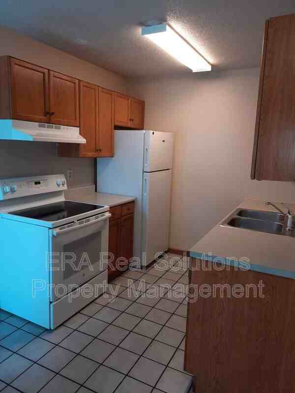 203 John St #C - Photo 3 of 14
