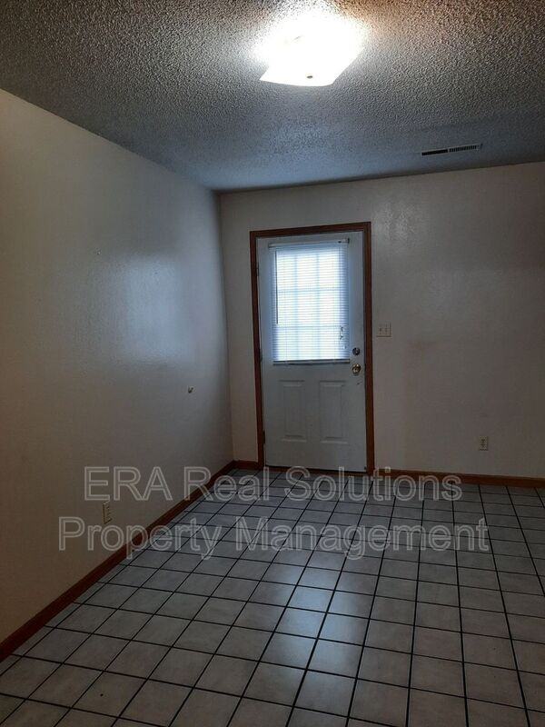 203 John St #C - Photo 4 of 14