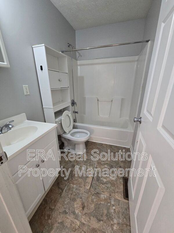 152 Willow St #5 - Photo 3 of 9