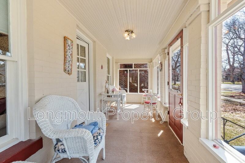 632 Bross St - Photo 7 of 39
