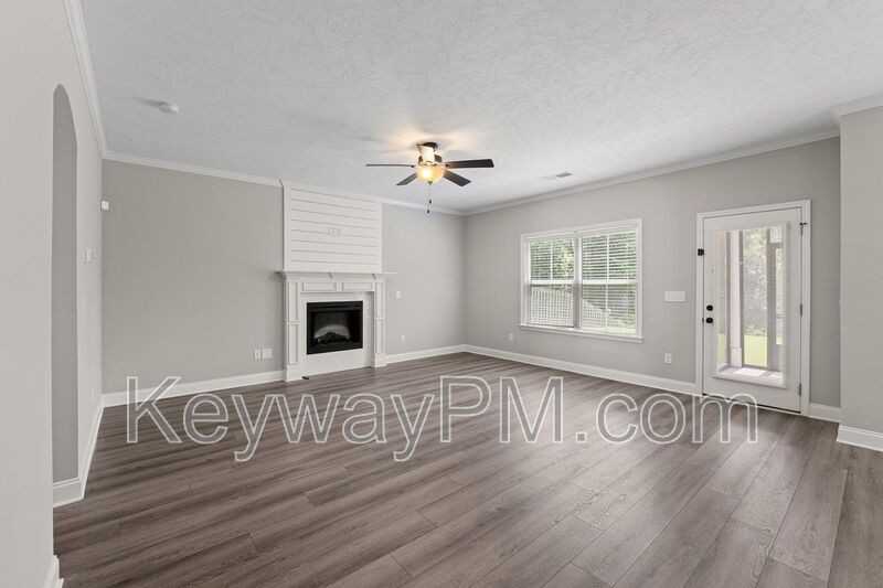 2097 Limerick Ct - Photo 5 of 30