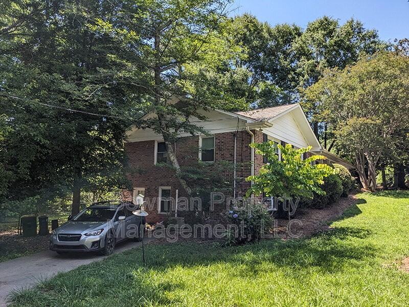 115 Davis Estates Rd - Photo 3 of 43
