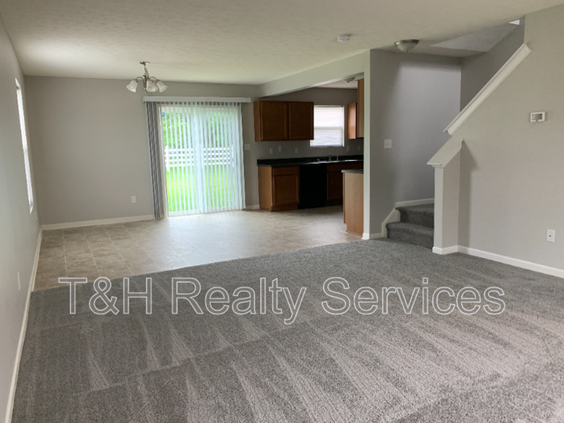 8151 Firefly Way - Photo 6 of 35