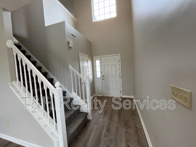 2273 Shadowbrook Trce - Photo 7 of 25