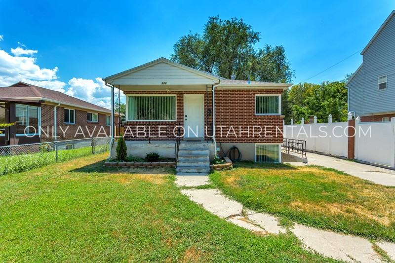 322 E Robert Ave #1