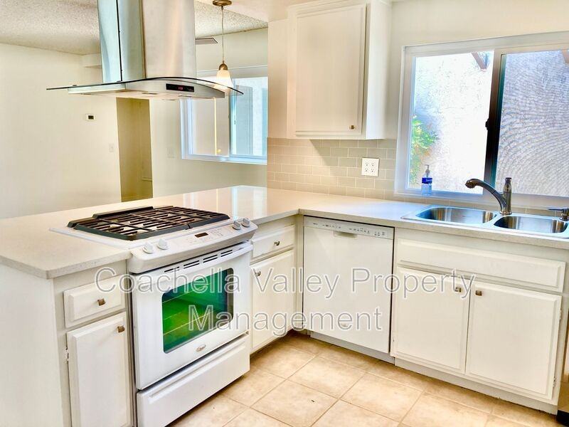 76716 New York Ave - Photo 7 of 26