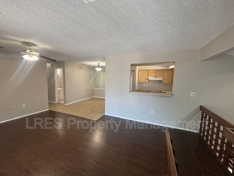 4564 Pheasant Run Dr - Photo 3 of 48