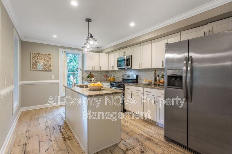2217 14th St Se - Photo 6 of 26