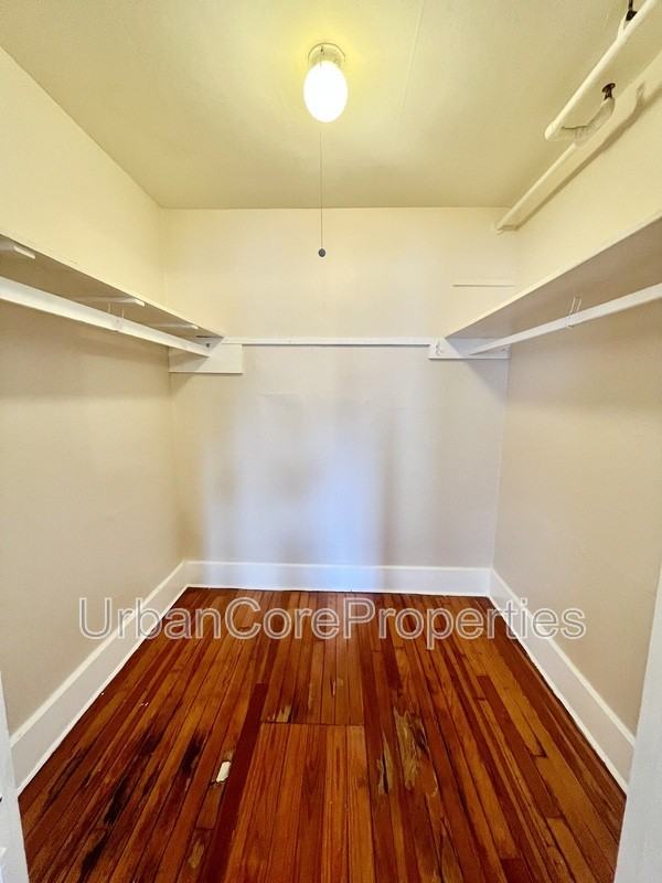 236 10th Ave N #7 - Photo 7 of 14