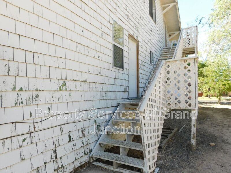 140 Gunnison Ave #2 - Photo 2 of 11