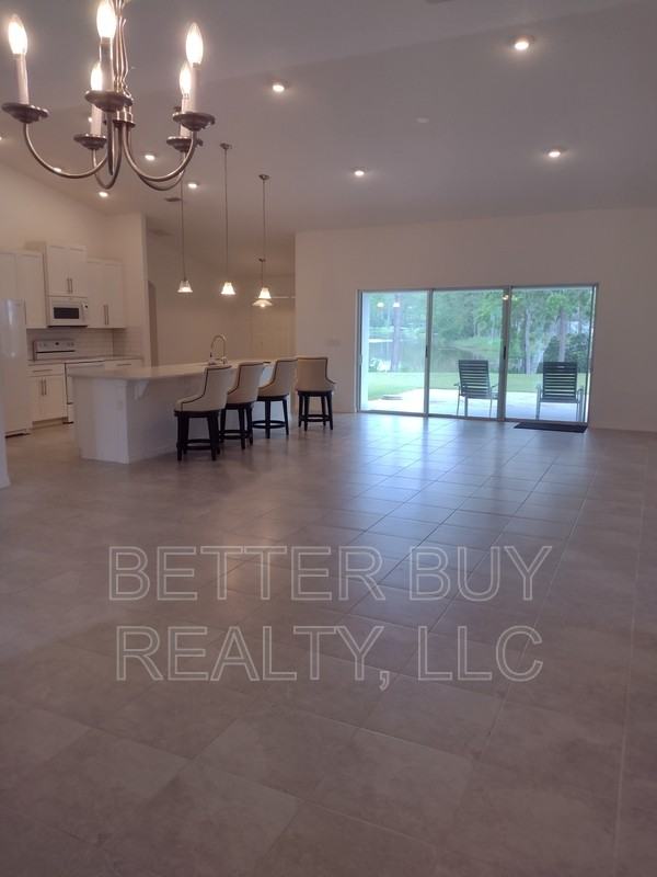 16 Kalendar Ct - Photo 3 of 27