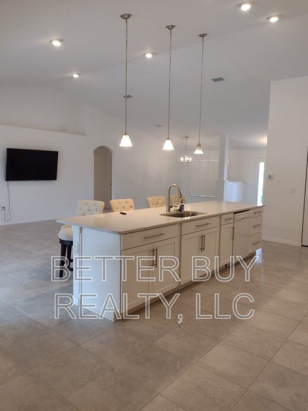 16 Kalendar Ct - Photo 6 of 27
