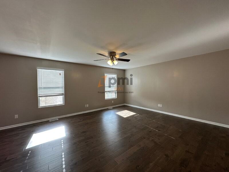 1864 Westridge Dr - Photo 7 of 37