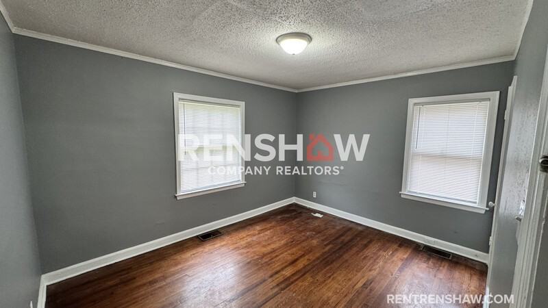 872 Homer St - Photo 4 of 13