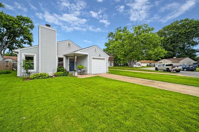 1317 Faraid Ln - Photo 2 of 29