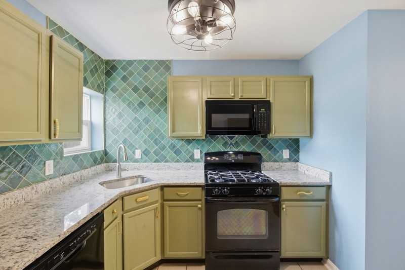 415 E Federal St - Photo 7 of 22