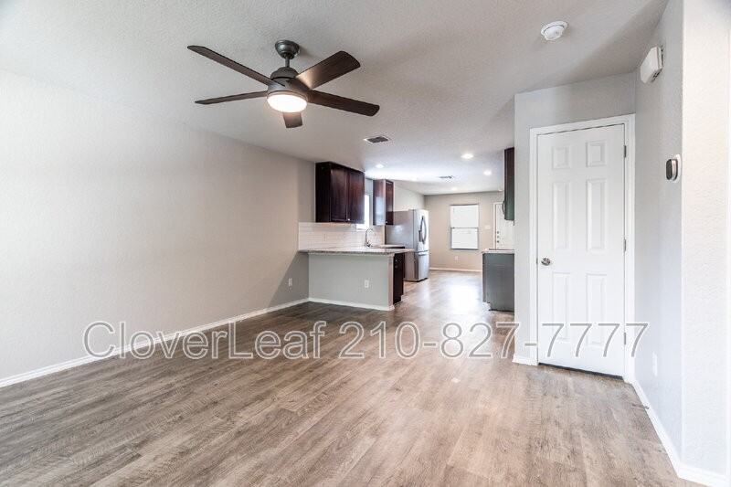 5806 Machaela Trce - Photo 6 of 30