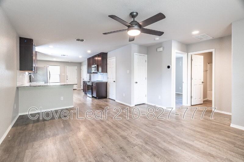 5806 Machaela Trce - Photo 7 of 30