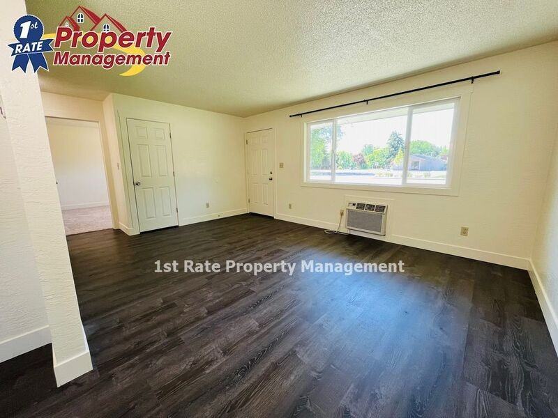 152 Mission Dr - Photo 3 of 16
