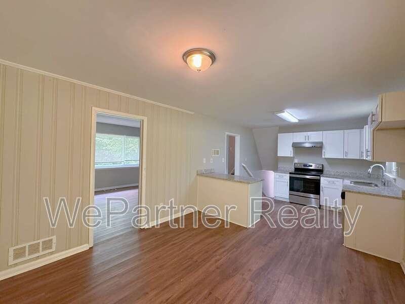 2223 Shamrock Dr - Photo 3 of 27