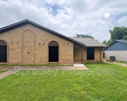 featured image of 505B Phoenix Dr