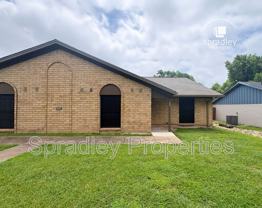 505B Phoenix Dr - Photo 1 of 1