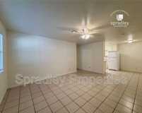 121 406C N Lp - Photo 1 of 1
