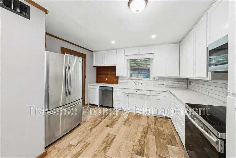 304 S Waco St - Photo 7 of 26
