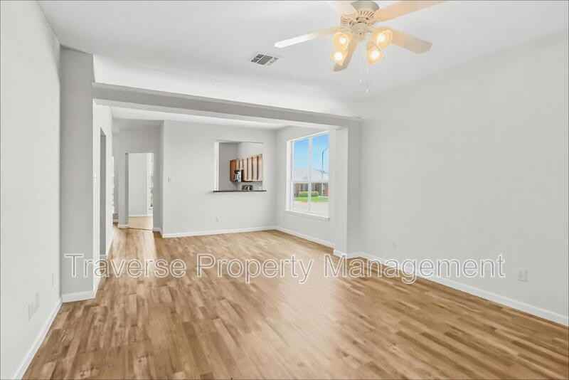 10001 Blue Bell Dr - Photo 7 of 26