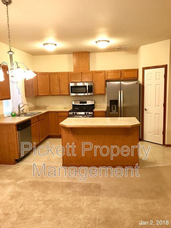 6710 Takota Pl Ne - Photo 3 of 8