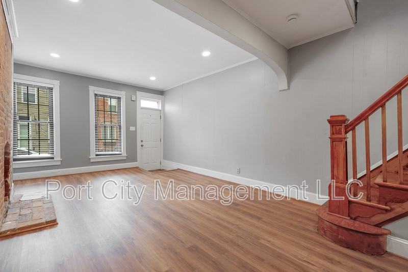 1465 Stevenson St - Photo 5 of 24