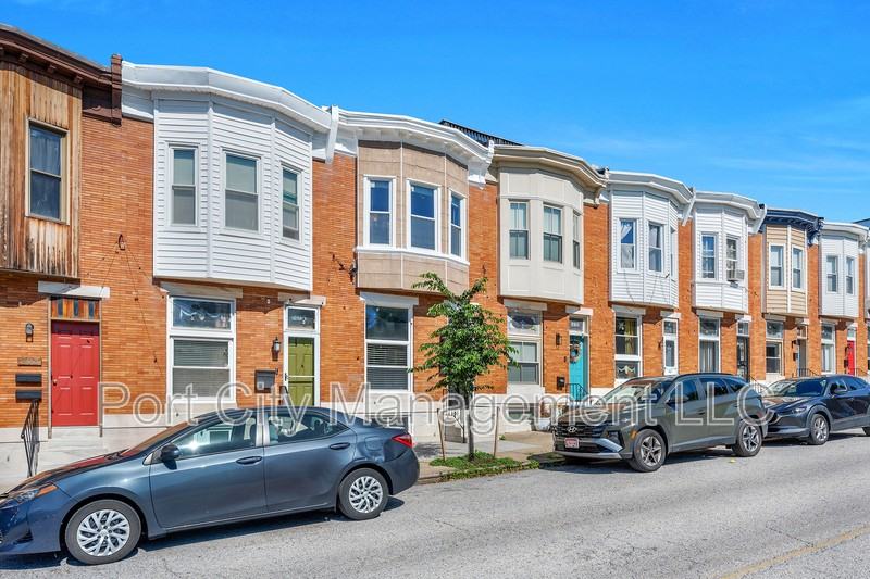207 S Ellwood Ave - Photo 3 of 23