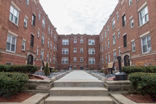953 W Cornelia Ave #1B - Photo 1 of 1