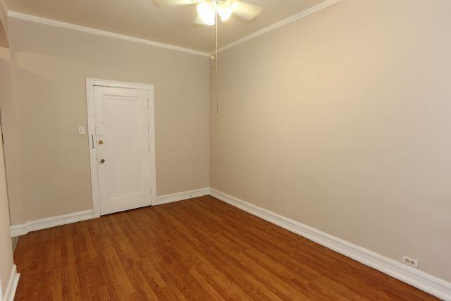 2827 N Burling St #01 - Photo 7 of 11
