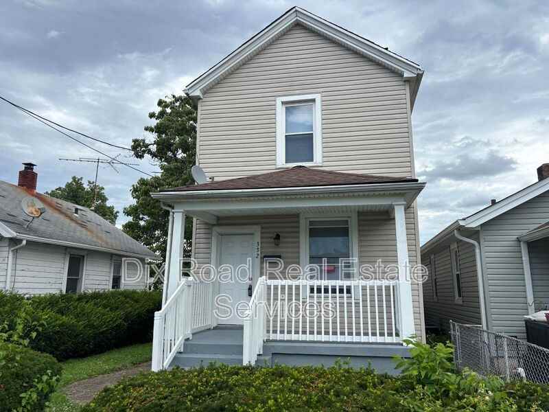 332 Hudson Ave - Photo 3 of 50