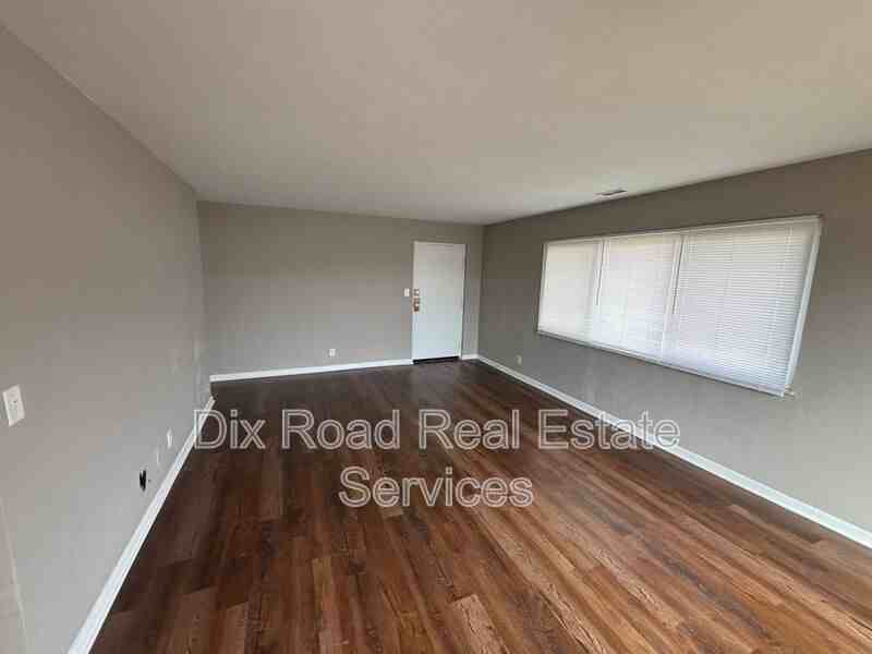 415 Sycamore Rd #D3 - Photo 7 of 30