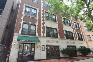 837 W Wolfram St #301 - Photo 1 of 1